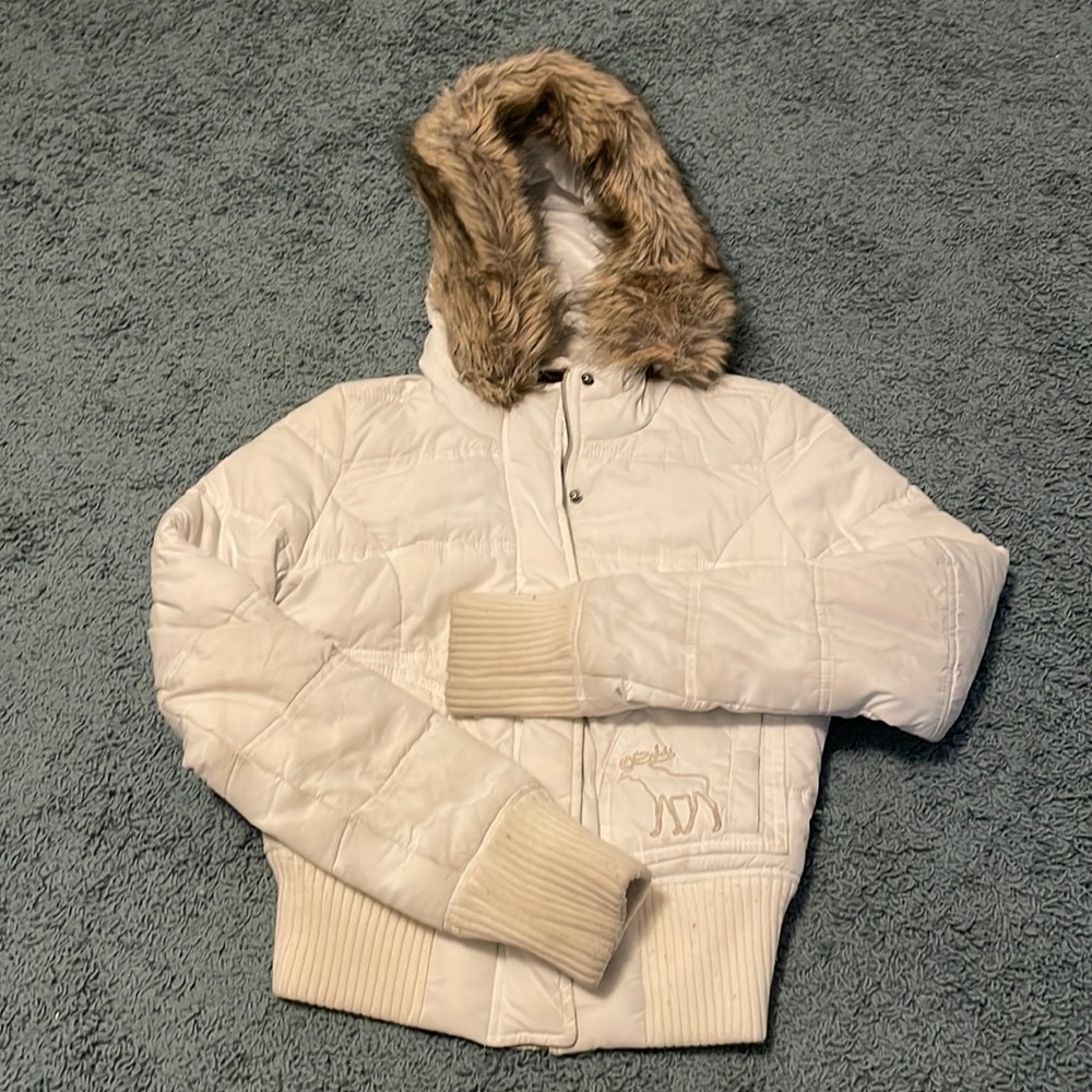 Abercrombie youth puffer coat